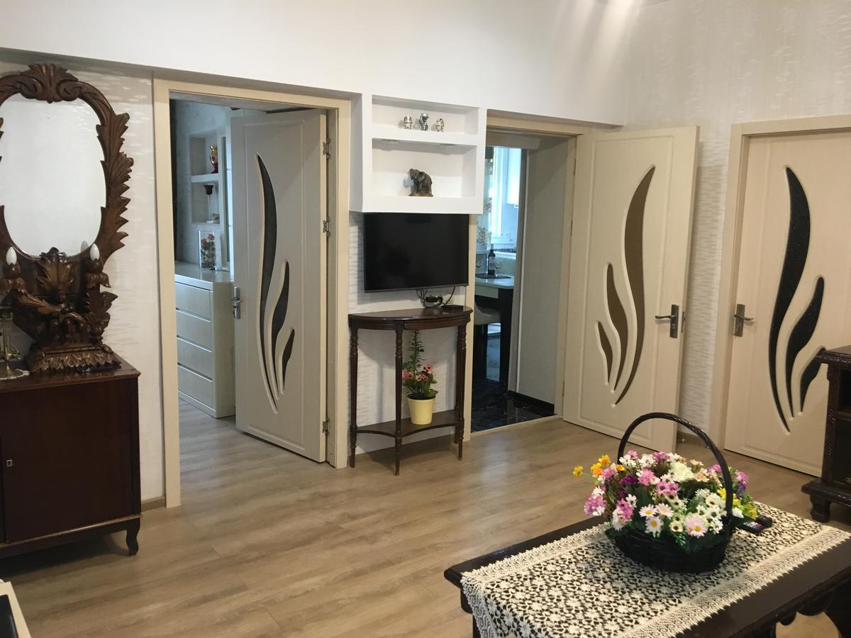第比利斯Newly Renovated House公寓 外观 照片